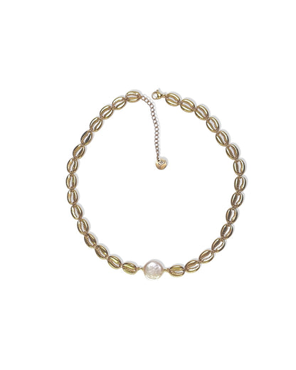 Coastal Shell Pearl necklace