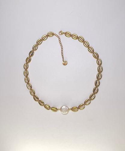 Coastal Shell Pearl necklace